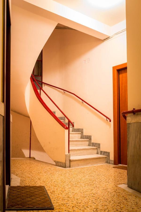 Martin'S Akropolis Studio أثينا المظهر الخارجي الصورة